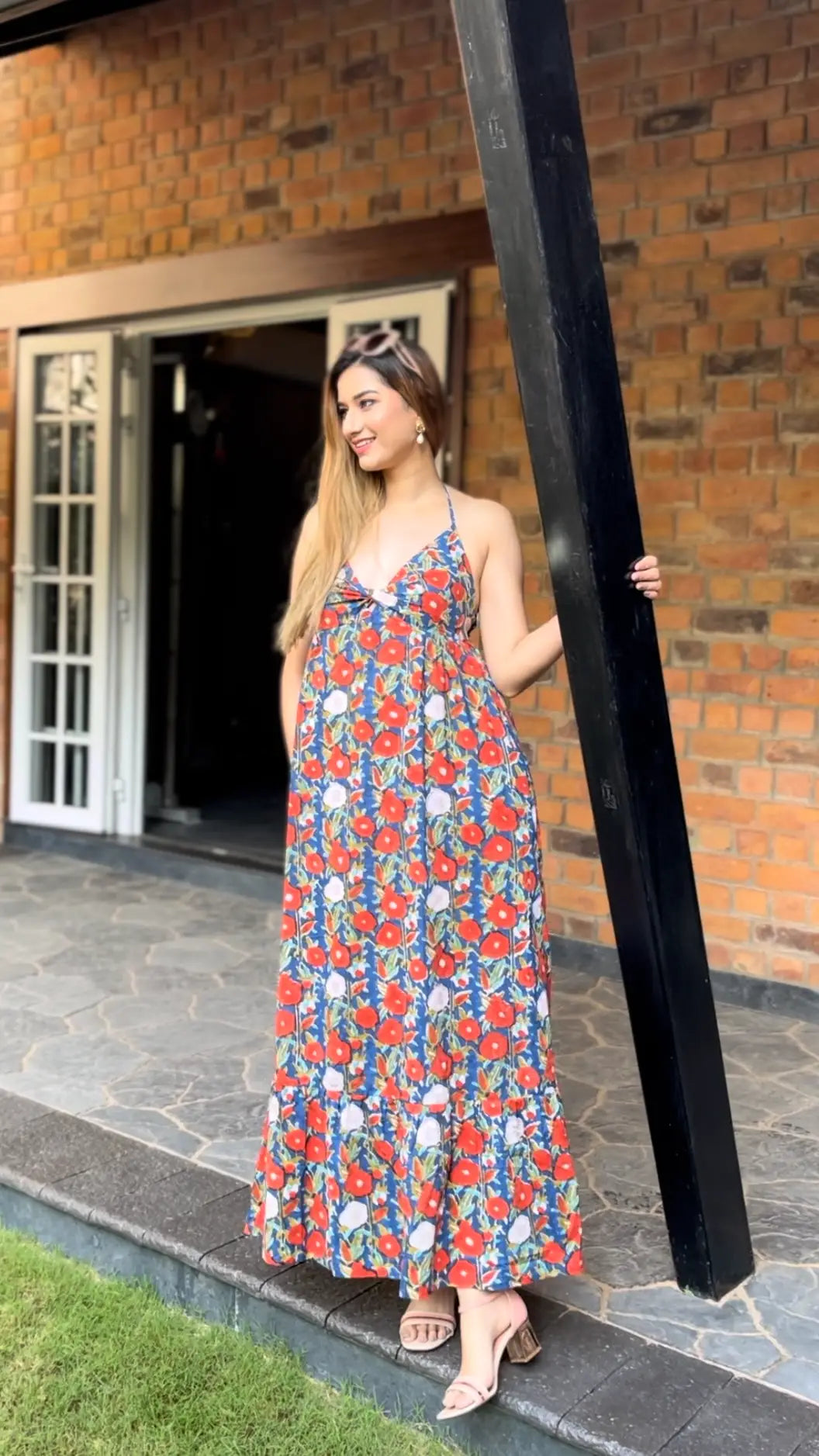 Halter neck dress with pockets