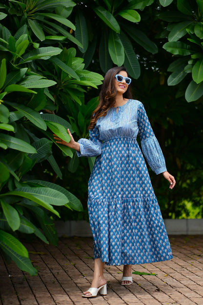 Tiered tie detail long dress.