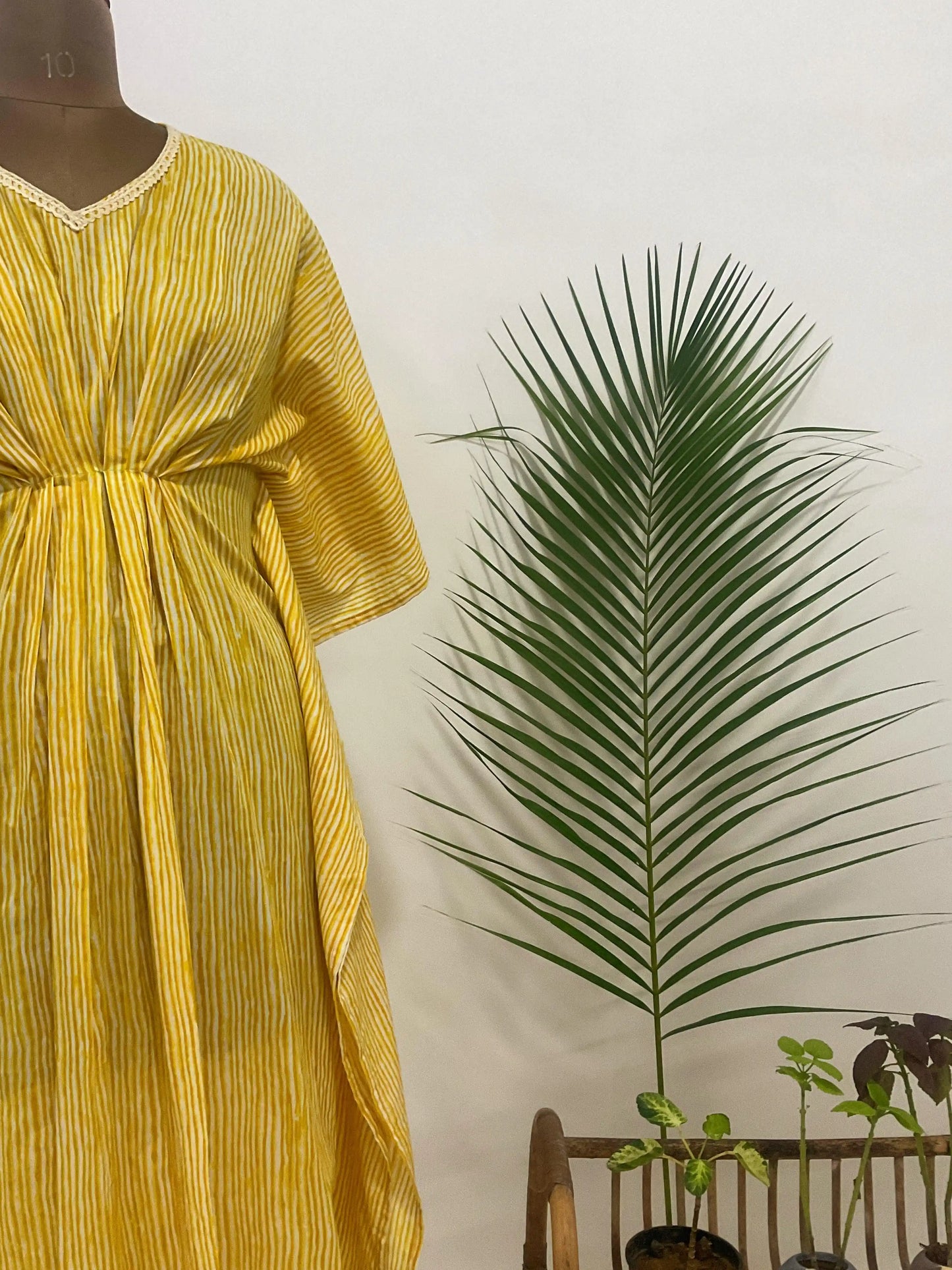 V-neck kaftan dress