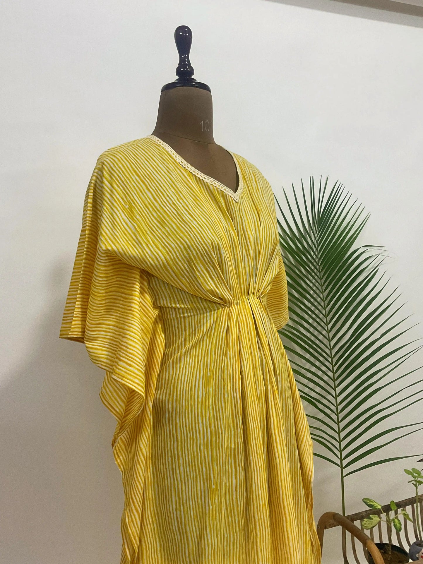 V-neck kaftan dress