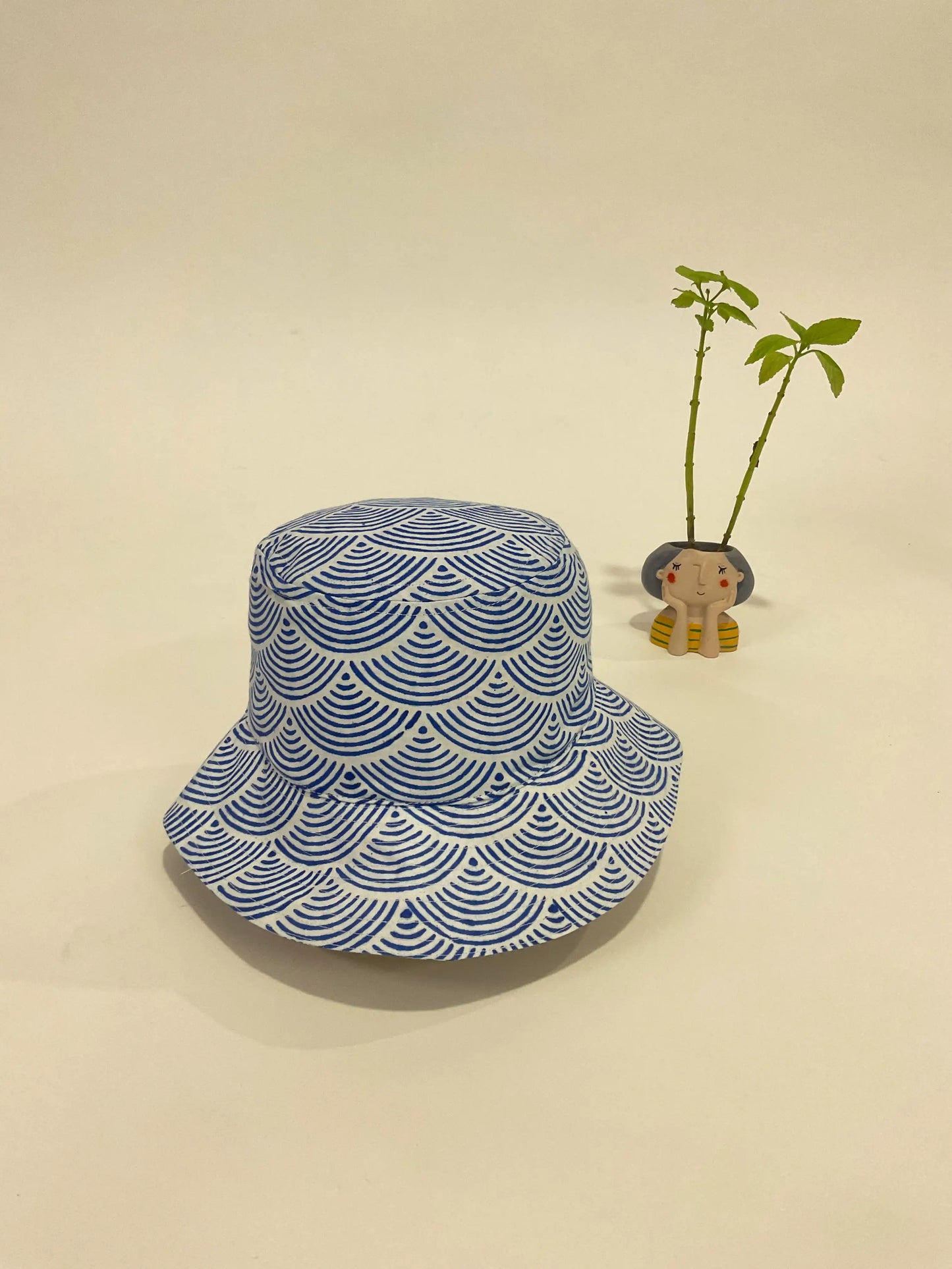 Printed cotton bucket hat.