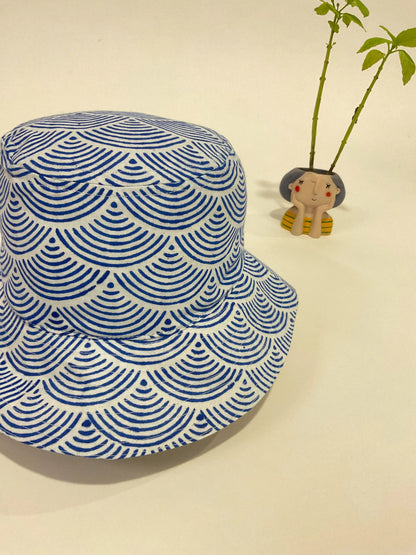 Printed cotton bucket hat.