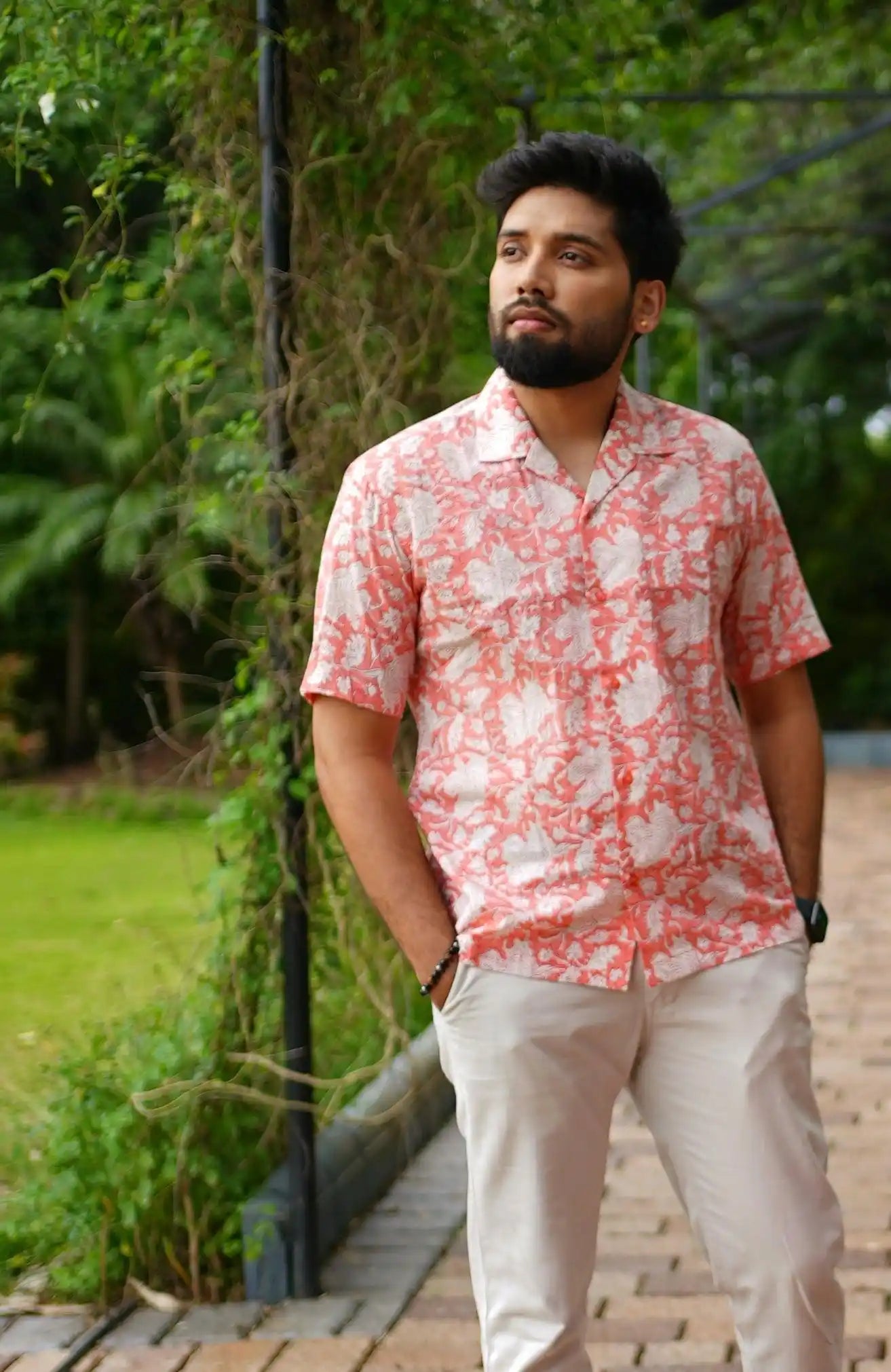 Patterned resort shirt